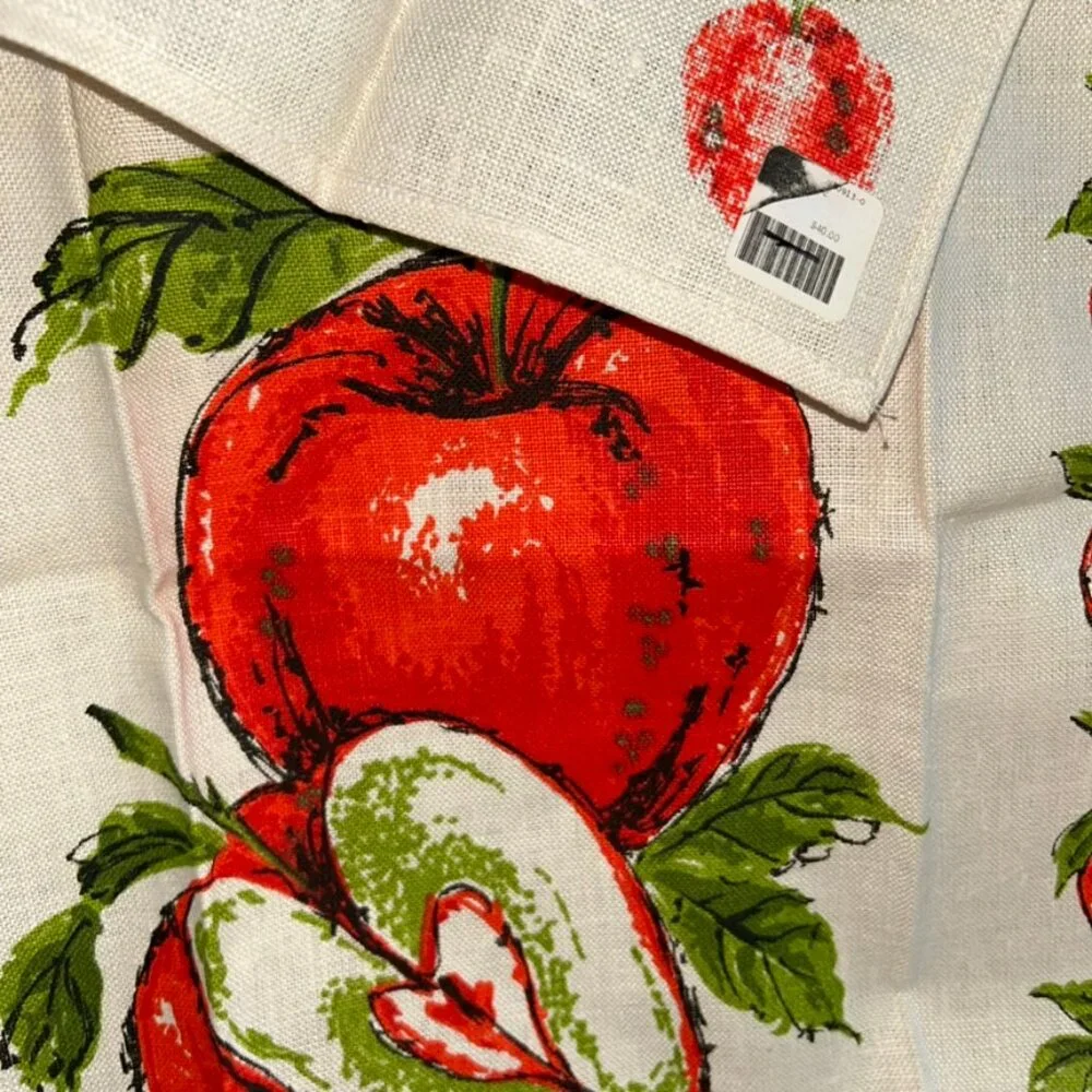 Vintage LINEN NEW red apple pieces tea dish towel